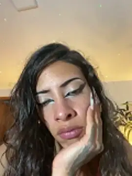 Snapshot of Lia_Valmont chatting on 10, 4, 2026 Lia Valmont online show from 10, 4, 2026