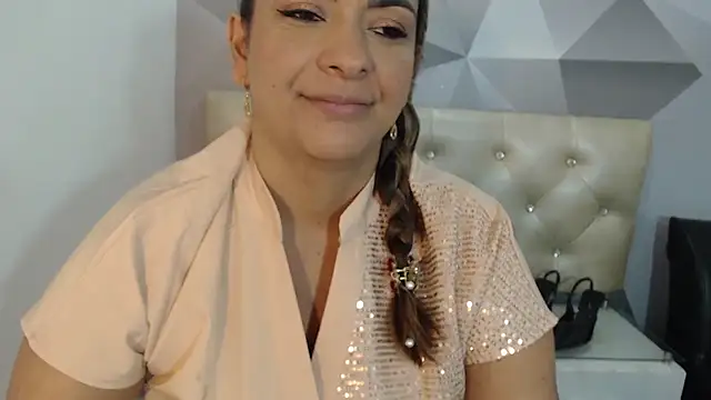 Milf-Prettyboobs online show from 5, 2, 2026