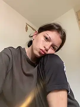 Snapshot of val_zx chatting on 2, 5, 2026 val zx online show from 2, 5, 2026