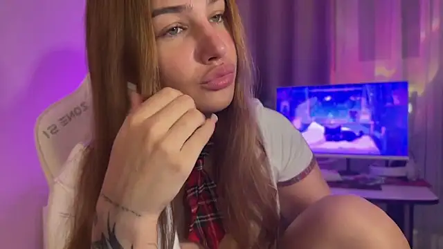 Snapshot of Anna_Six chatting on 3, 12, 2025 Anna Six online show from 3, 12, 2025