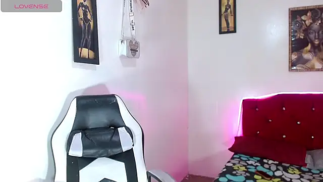 alexsandra kiss online show from 13, 2, 2026