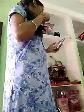 Hotty-Nidhi online show from 19, 3, 2025