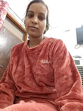 Hotty-Nidhi online show from 18, 11, 2025