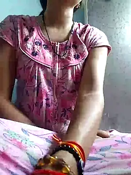 Hotty-Nidhi online show from 19, 6, 2026