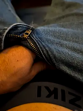 Snapshot of A_DV78 chatting on 23, 4, 2026 A DV78 online show from 23, 4, 2026