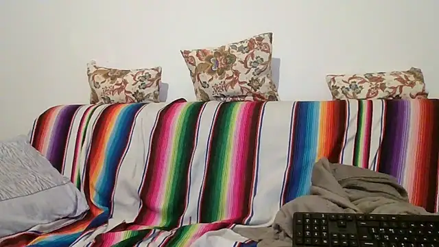 Snapshot of maxxxio12 chatting on 1, 4, 2026 maxxxio12 online show from 1, 4, 2026