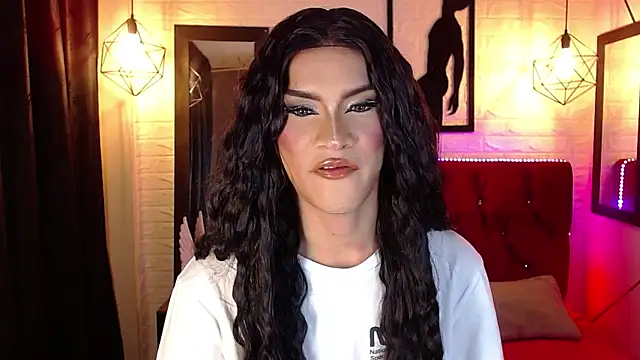 agatha rodriguez online show from 30, 11, 2025