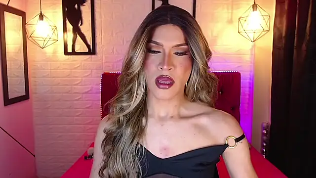 agatha rodriguez online show from 30, 5, 2026