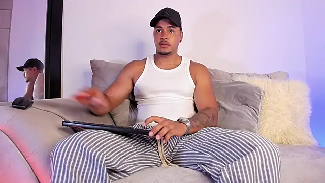 AshtonnSummer online show from 1, 10, 2025