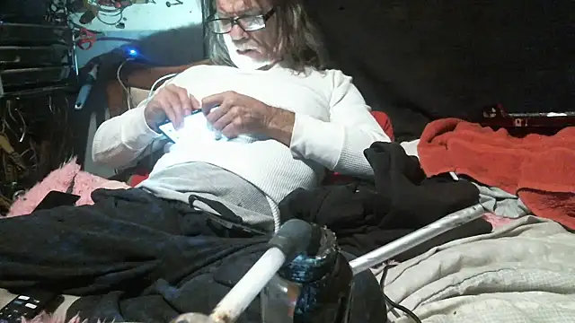 Snapshot of hahard1onestill chatting on 3, 2, 2026 hahard1onestill online show from 3, 2, 2026