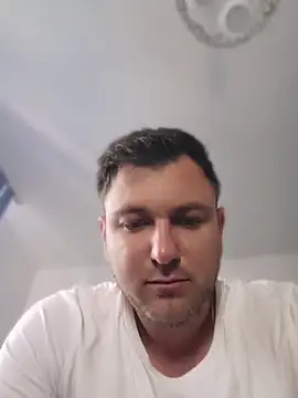 Snapshot of hugedickedd chatting on 1, 6, 2026 hugedickedd online show from 1, 6, 2026
