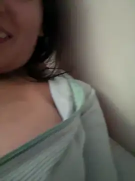 Lilith Thompson online show from 9, 11, 2025