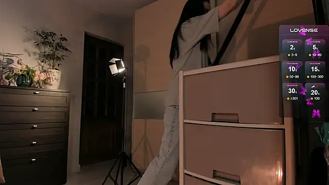 Viki Bellson online show from 13, 3, 2025