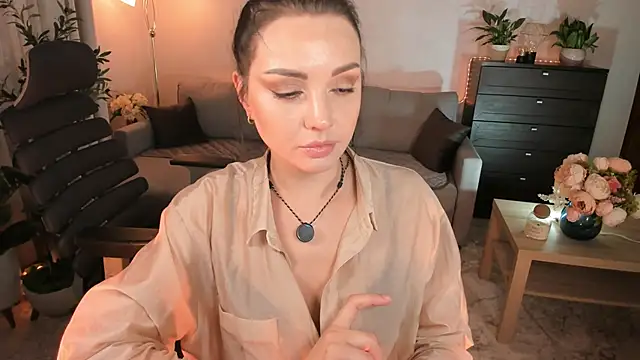 Viki Bellson online show from 3, 10, 2025