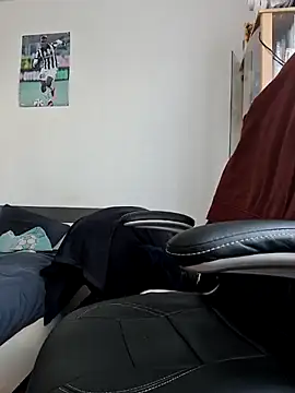 Snapshot of Tutur19 chatting on 14, 3, 2025 Tutur19 online show from 14, 3, 2025