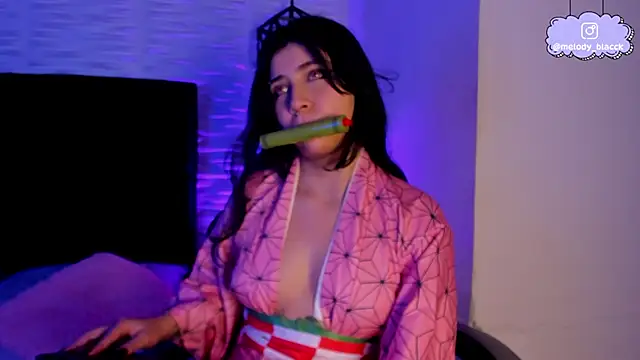 Snapshot of Melody_Black_ chatting on 5, 1, 2026 Melody Black online show from 5, 1, 2026