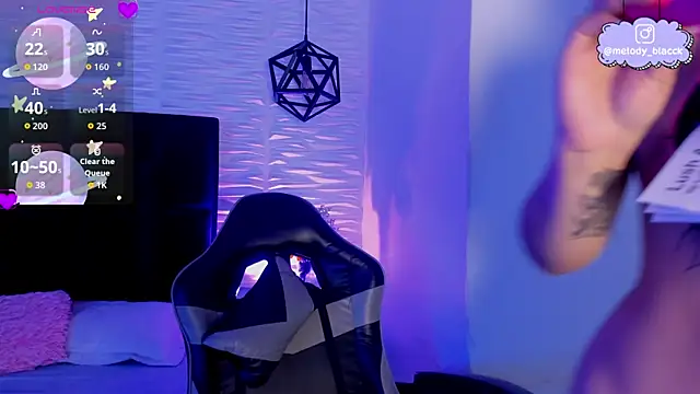 Snapshot of Melody_Black_ chatting on 16, 4, 2026 Melody Black online show from 16, 4, 2026