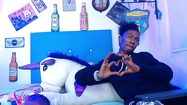 Snapshot of lili_roussi chatting on 24, 3, 2026 lili roussi online show from 24, 3, 2026