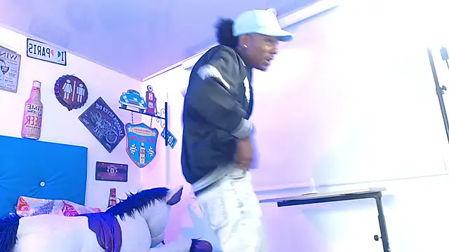 Snapshot of lili_roussi chatting on 26, 3, 2026 lili roussi online show from 26, 3, 2026