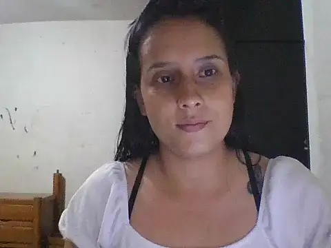 Snapshot of charlotte2351 chatting on 10, 3, 2025 charlotte2351 online show from 10, 3, 2025