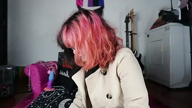 Devil And Princess online show from 24, 9, 2025