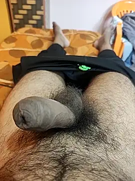 Snapshot of pmr1997 chatting on 16, 4, 2026 pmr1997 online show from 16, 4, 2026