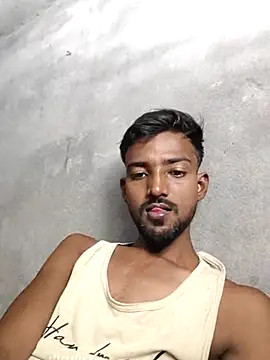 Snapshot of India_HOT23 chatting on 8, 10, 2025 India HOT23 online show from 8, 10, 2025