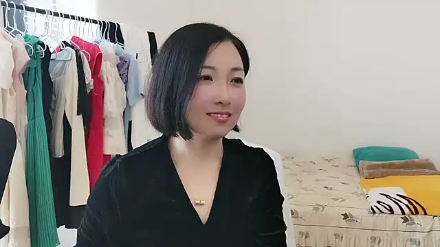 Rachel-6600 online show from 16, 10, 2025