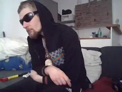 ThePython666 online show from 21, 3, 2025