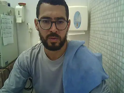 Snapshot of pdasgyn chatting on 30, 10, 2025 pdasgyn online show from 30, 10, 2025