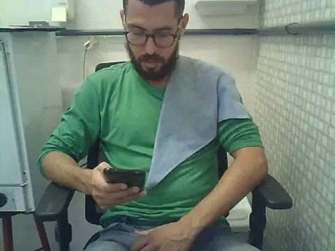 Snapshot of pdasgyn chatting on 13, 4, 2026 pdasgyn online show from 13, 4, 2026