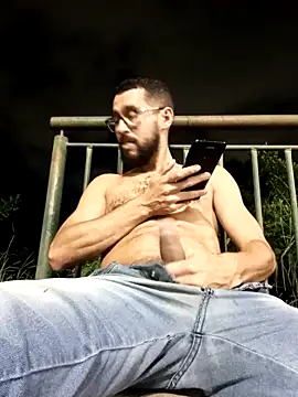 Snapshot of pdasgyn chatting on 14, 4, 2026 pdasgyn online show from 14, 4, 2026