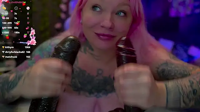 Snapshot of BlackedBarbie chatting on 27, 9, 2025 BlackedBarbie online show from 27, 9, 2025