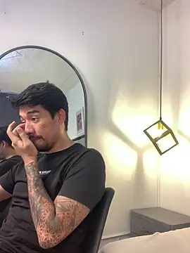 Snapshot of valery_and_Dani_ chatting on 17, 12, 2025 valery and Dani online show from 17, 12, 2025