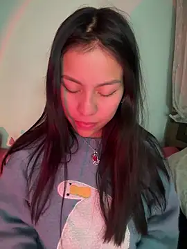 Snapshot of -Selene- chatting on 17, 10, 2025 -Selene- online show from 17, 10, 2025