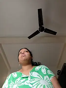 Snapshot of Arohi35 chatting on 23, 3, 2026 Arohi35 online show from 23, 3, 2026
