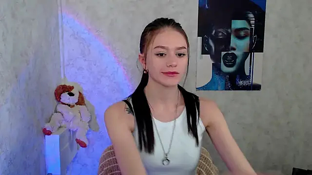 Snapshot of LanaTey chatting on 21, 4, 2026 LanaTey online show from 21, 4, 2026