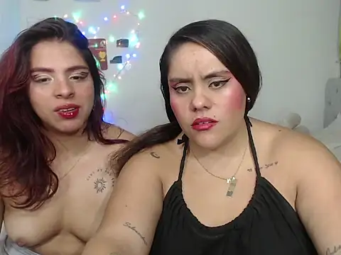 Snapshot of nicky_andcamil chatting on 22, 5, 2026 nicky andcamil online show from 22, 5, 2026