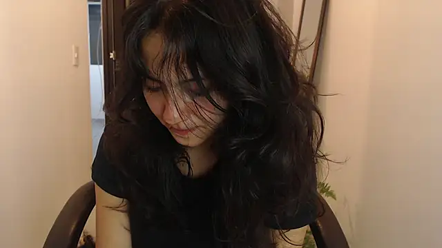 Snapshot of Asaray_T chatting on 7, 5, 2026 Asaray T online show from 7, 5, 2026