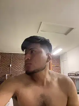YAHIRALEJANDRIIIIII online show from 26, 6, 2026