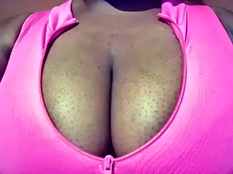 Snapshot of sexyamanda_ chatting on 19, 2, 2026 sexyamanda online show from 19, 2, 2026