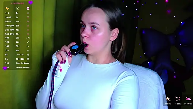 Snapshot of Lilysweet13 chatting on 5, 6, 2026 Lilysweet13 online show from 5, 6, 2026