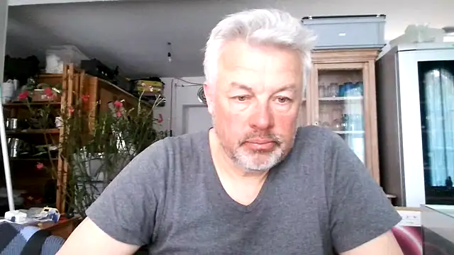 Berg Boy online show from 12, 3, 2025