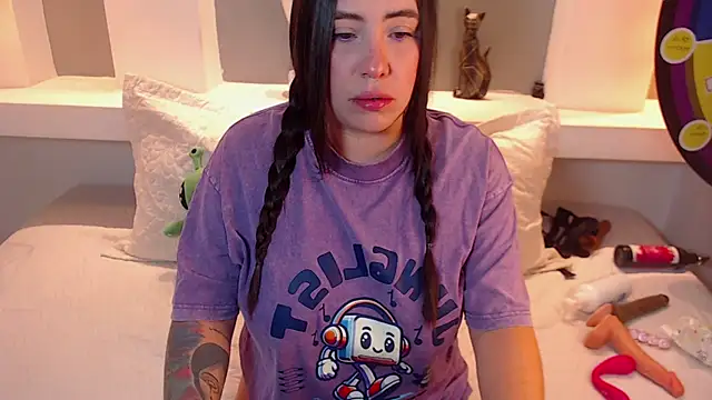 milu w4llace online show from 26, 9, 2025