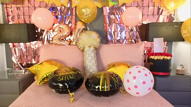 Snapshot of Alexa_Madisson chatting on 21, 11, 2025 Alexa Madisson online show from 21, 11, 2025