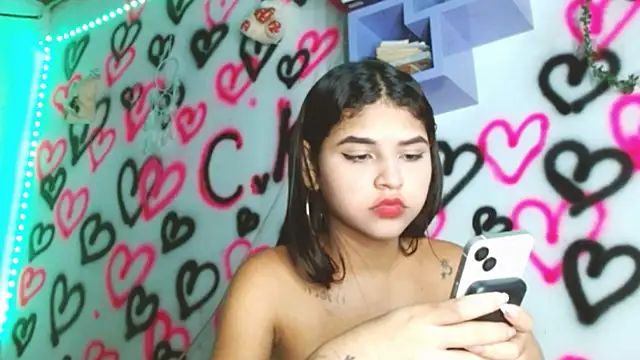 Snapshot of kityy_playful chatting on 13, 11, 2025 kityy playful online show from 13, 11, 2025