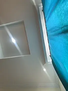 Ivelleee  online show from 4, 11, 2025