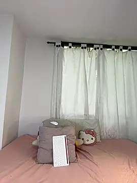 Ivelleee  online show from 15, 3, 2026