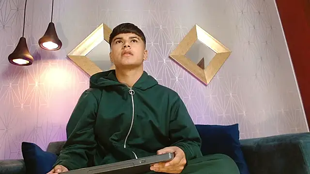 Snapshot of MathewAdams chatting on 17, 3, 2025 MathewAdams online show from 17, 3, 2025