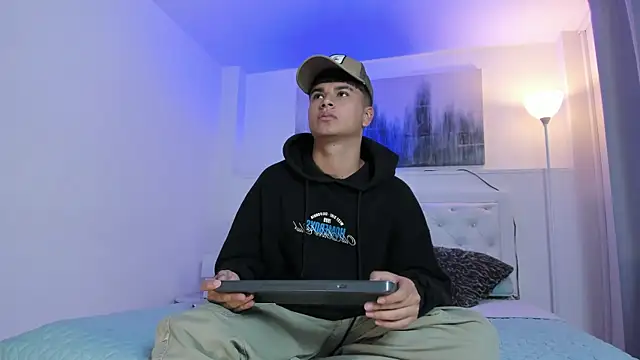 Snapshot of MathewAdams chatting on 21, 3, 2025 MathewAdams online show from 21, 3, 2025